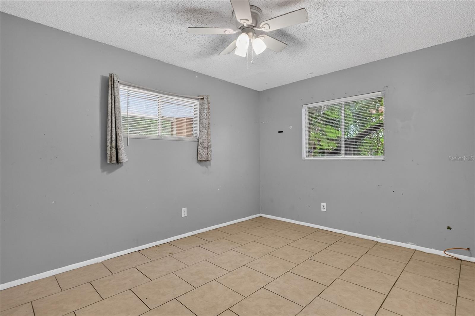 1877 Wayside Dr Property Photo 18