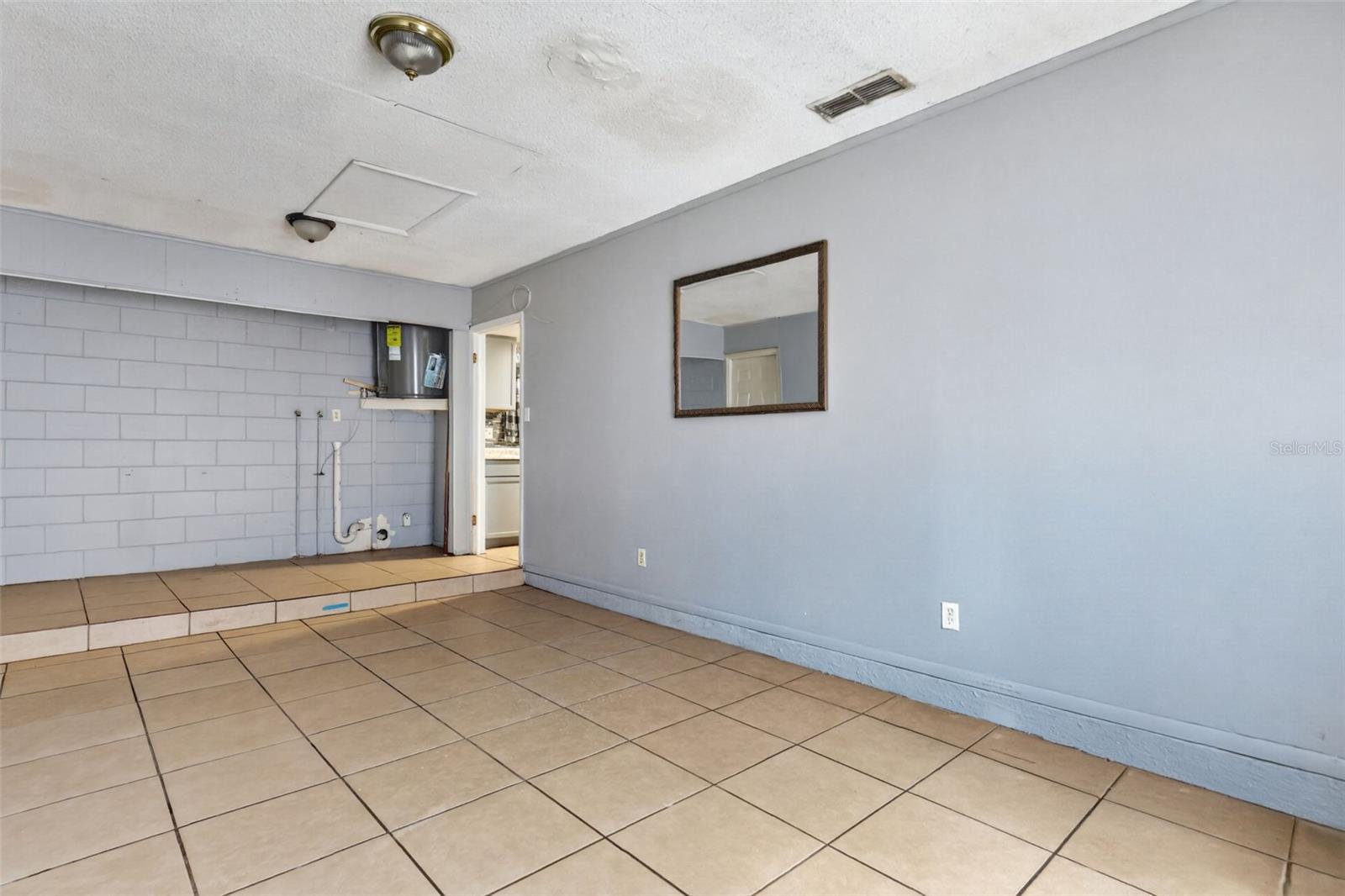 1877 Wayside Dr Property Photo 20