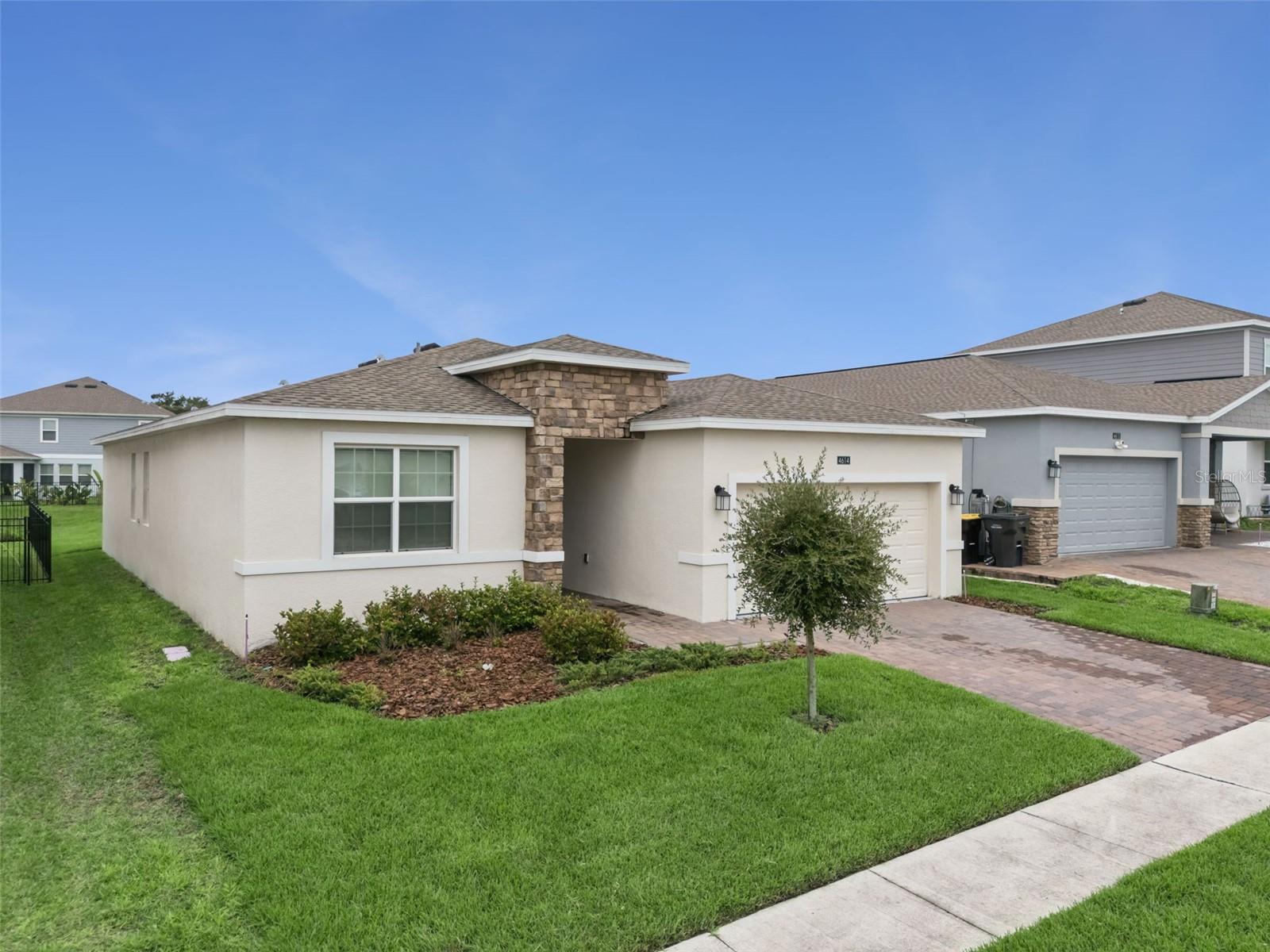 4614 Wandsworth Way Property Photo 2