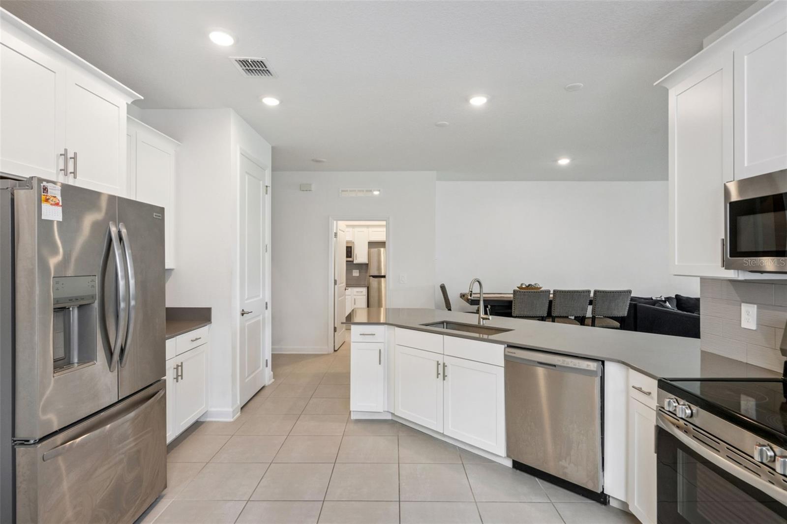 4614 Wandsworth Way Property Photo 15