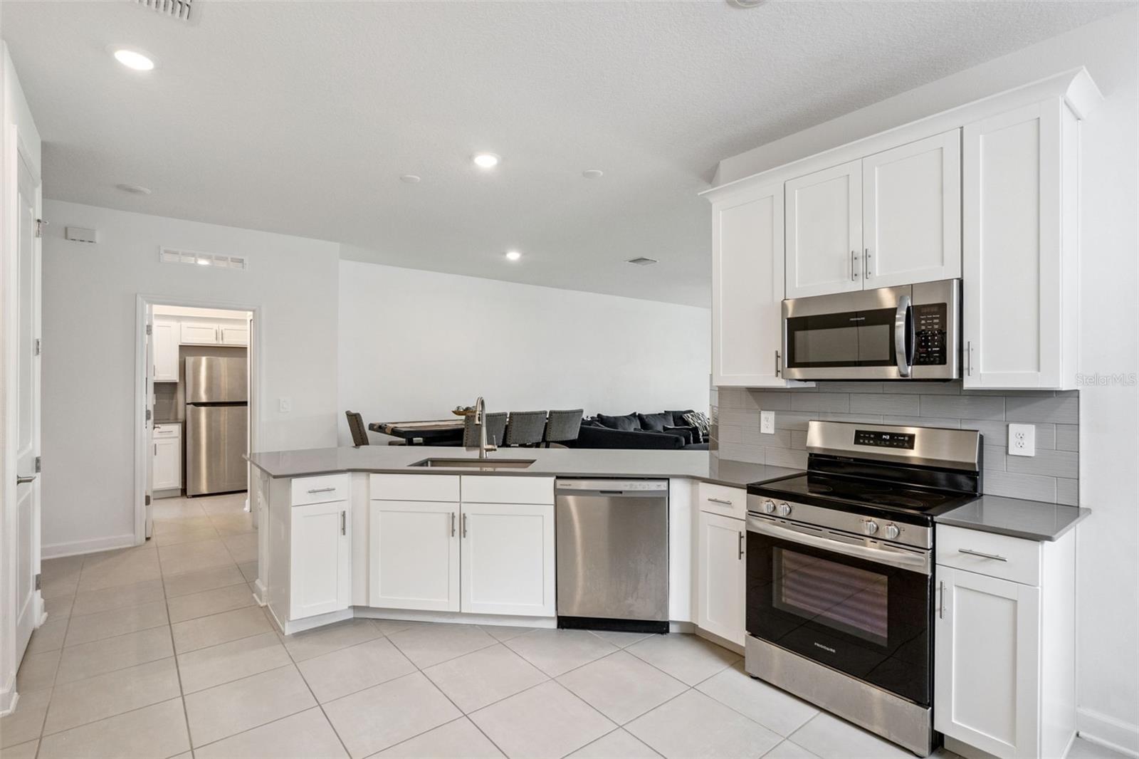 4614 Wandsworth Way Property Photo 16