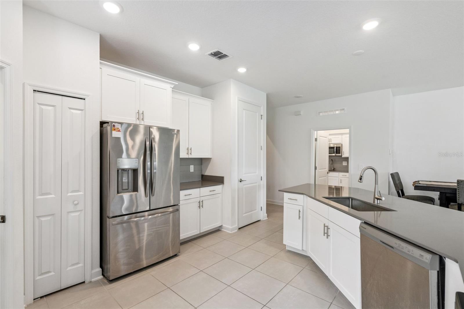 4614 Wandsworth Way Property Photo 17