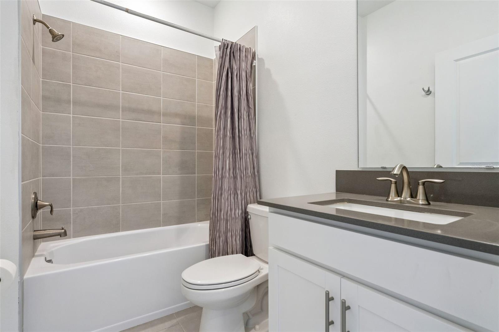 4614 Wandsworth Way Property Photo 32