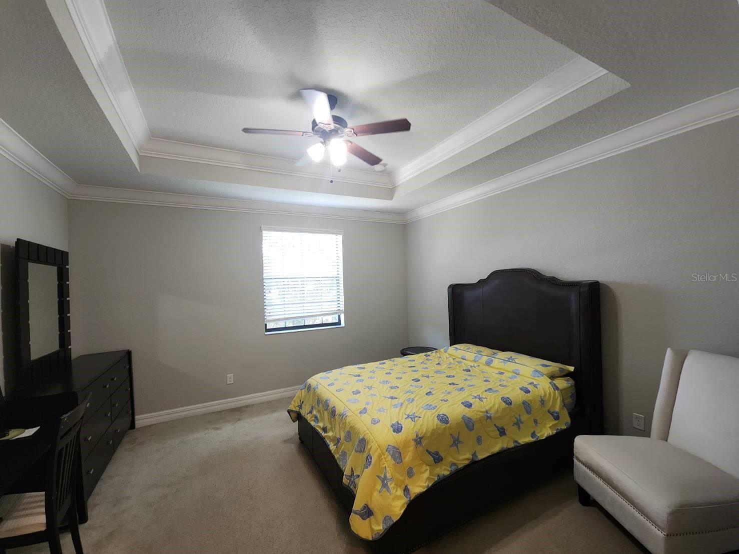 10052 Eagle Creek Center Blvd Property Photo 9