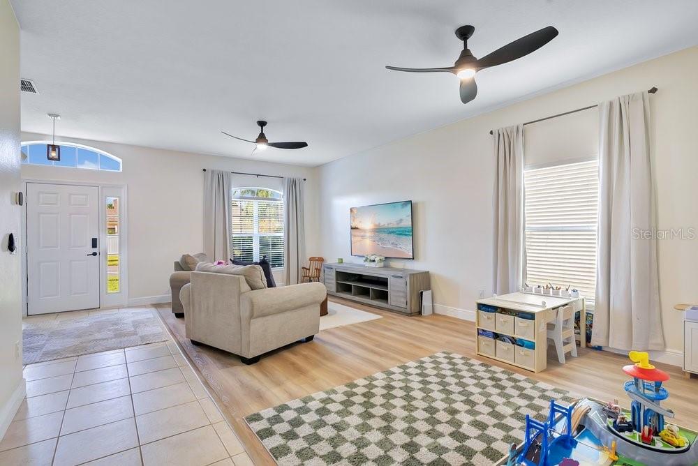 504 Key Haven Dr Property Photo 8