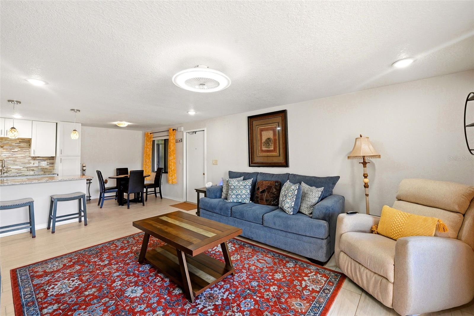 5195 Vineland Rd #b102 Property Photo 7