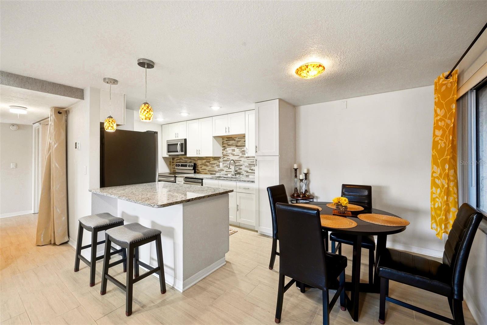 5195 Vineland Rd #b102 Property Photo 13