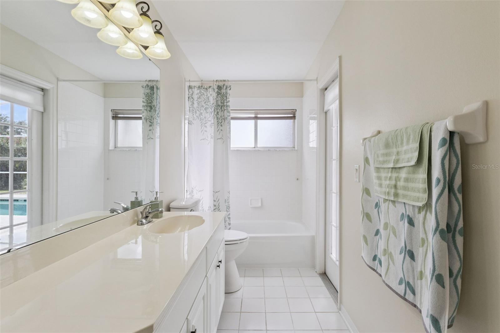 14313 Roxshire Dr Property Photo 27