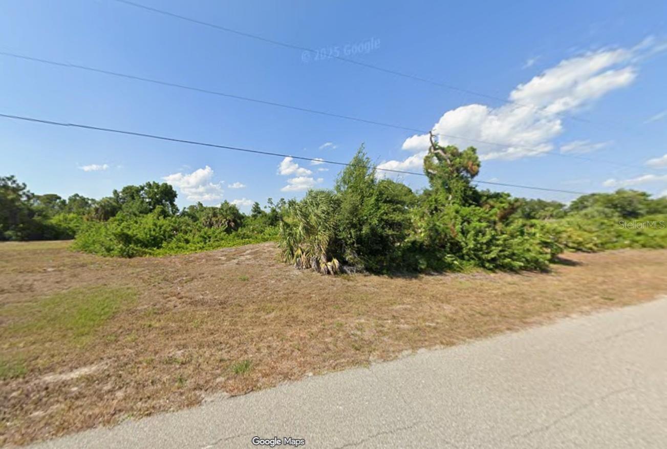 224 BAYTREE DR Property Photo 1
