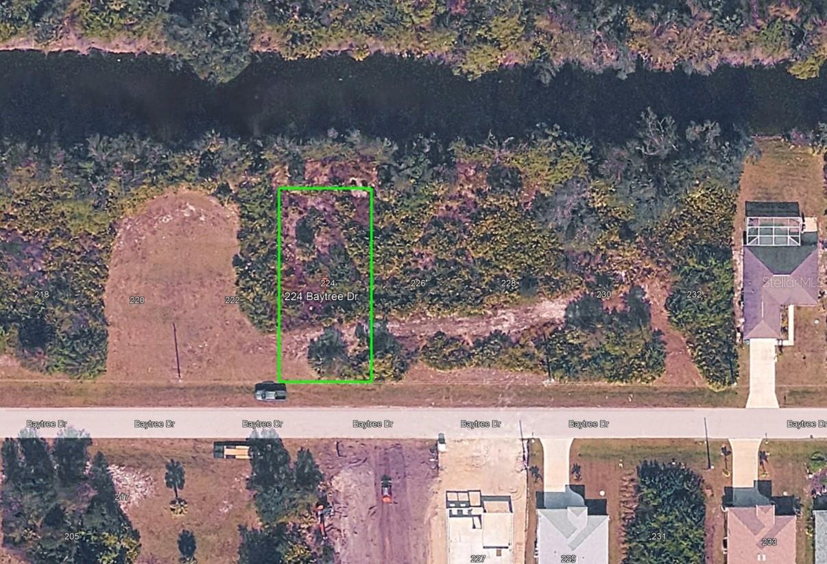 224 Baytree Dr Property Photo 2
