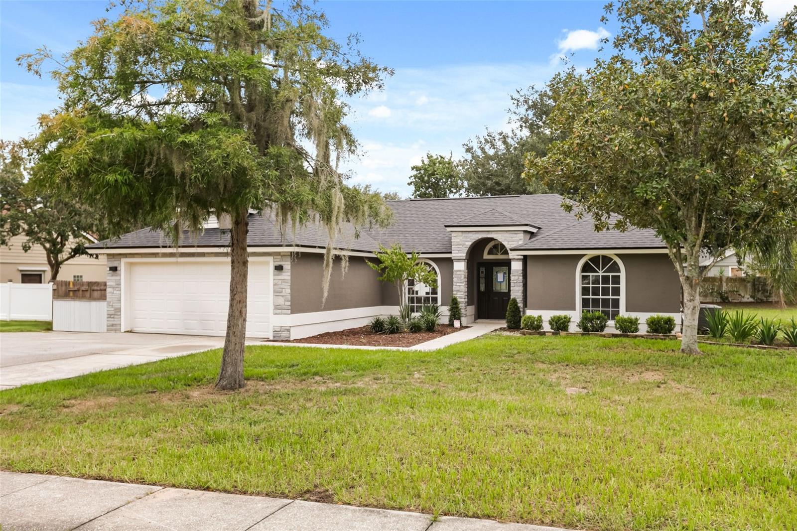 13031 SCOTTISH PINE LN Property Photo 1