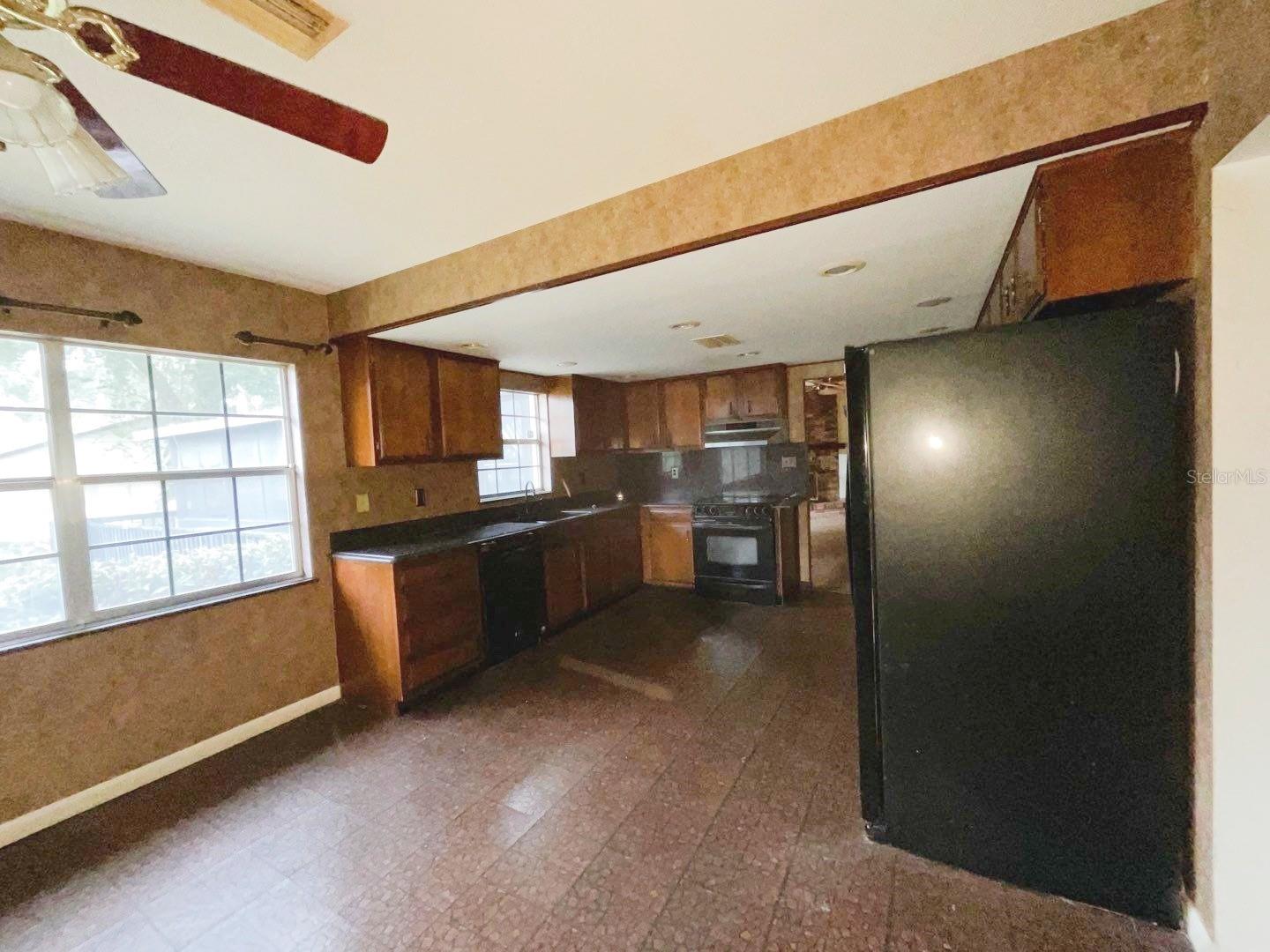 603 W Ocala St Property Photo 4