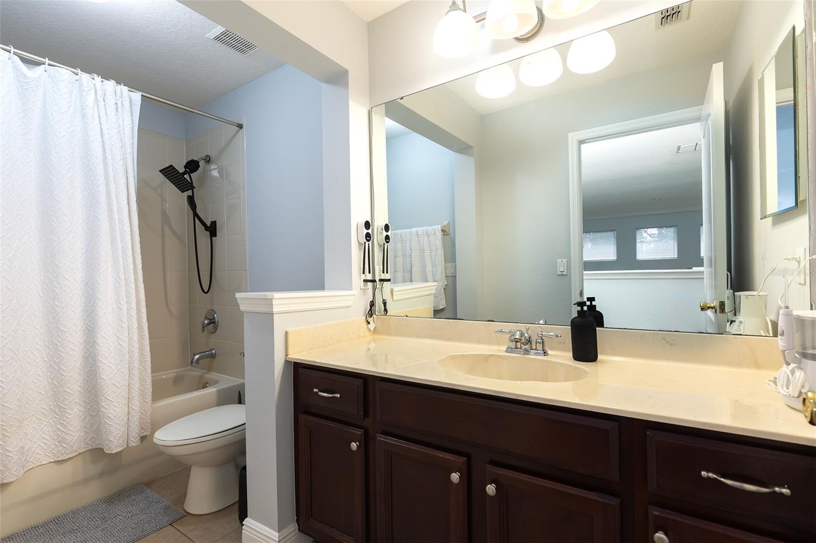 5421 Gemgold Ct Property Photo 24