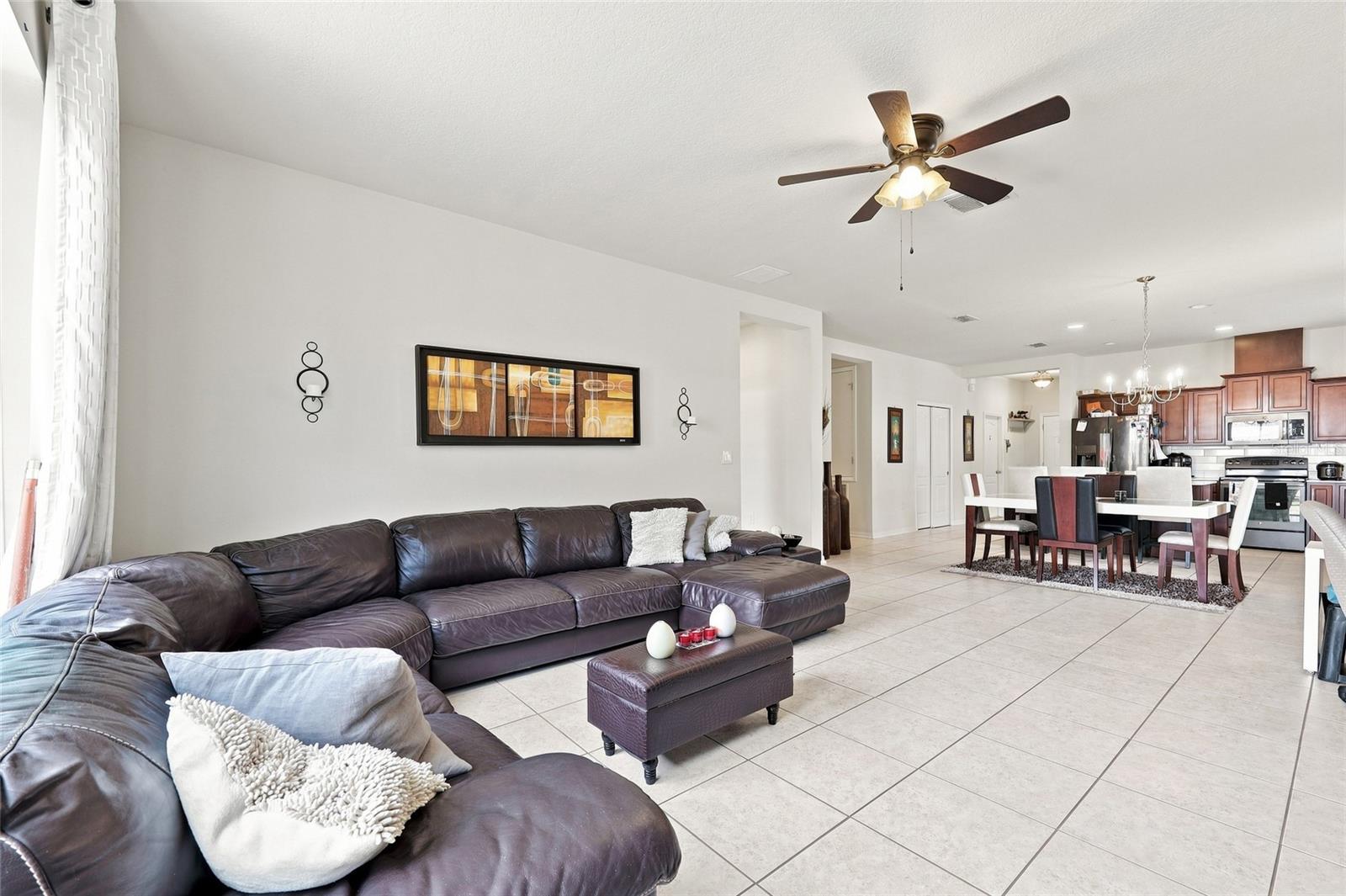 601 Bridgeford Crossing Blvd Property Photo 4