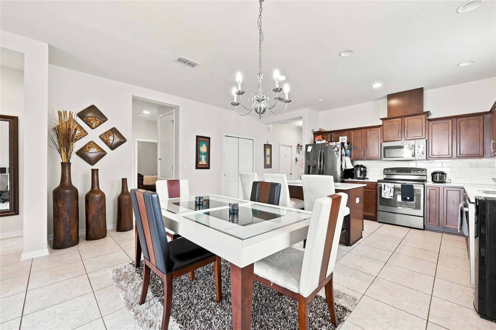 601 Bridgeford Crossing Blvd Property Photo 14
