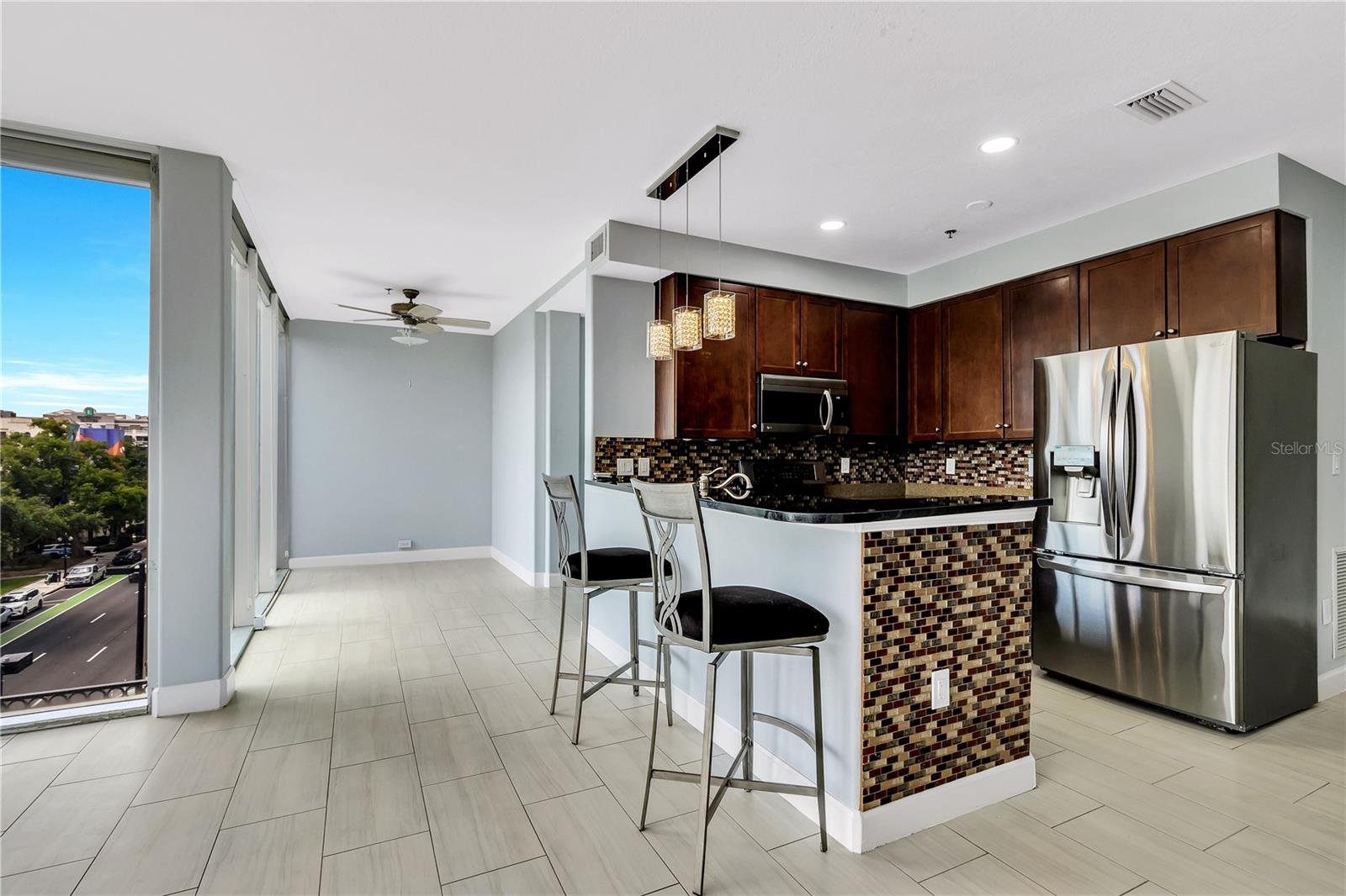 151 E Washington St #5b Property Photo 10