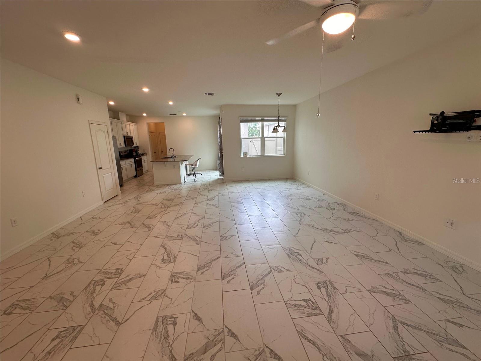 5844 Soter Ln Property Photo 2