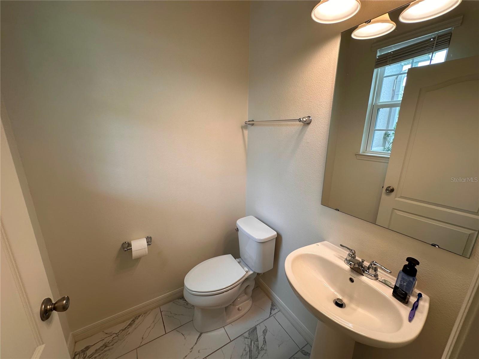 5844 Soter Ln Property Photo 6