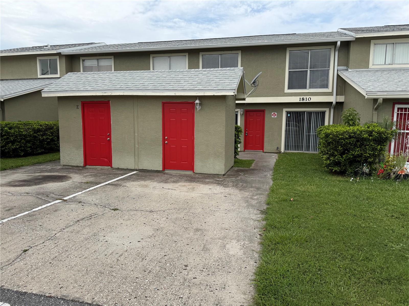 1810 CARALEE BLVD Property Photo 1