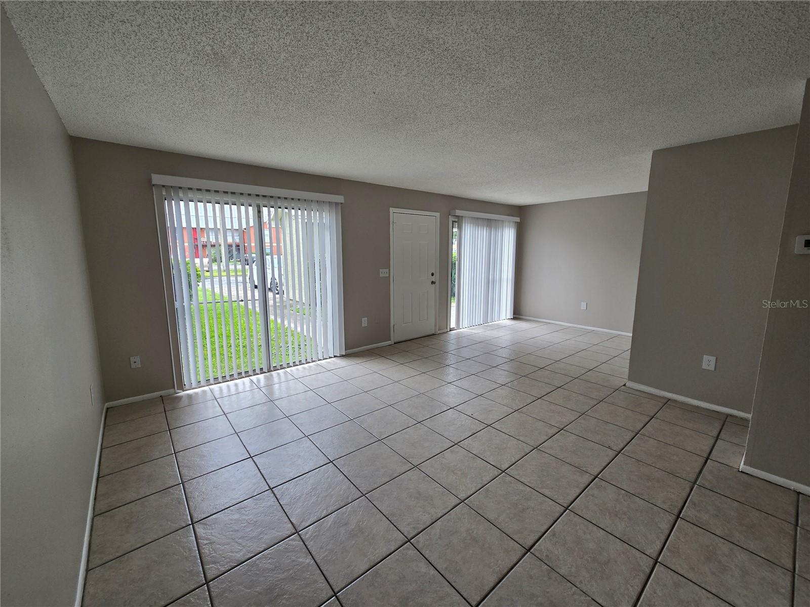 1810 Caralee Blvd Property Photo 3
