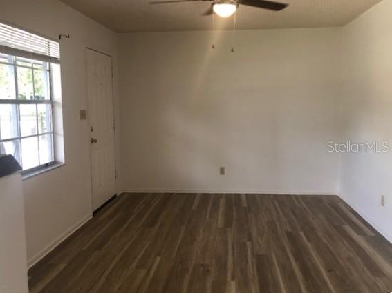 1175 W 16th St #b Property Photo 3