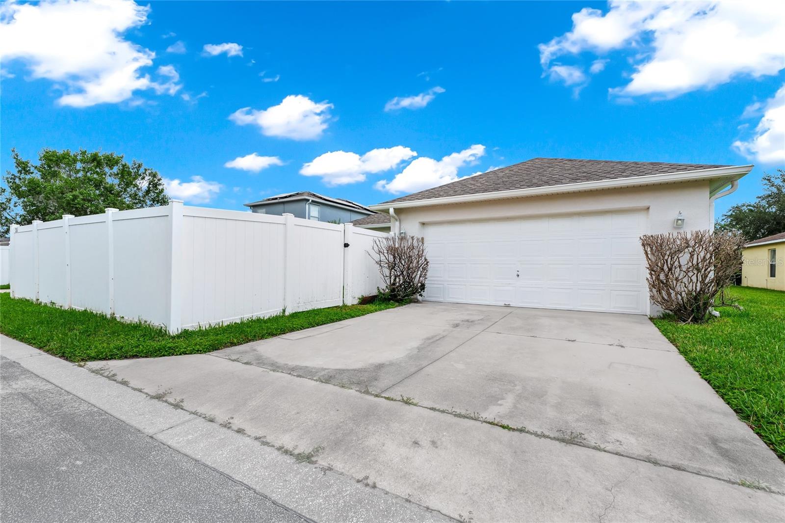 13812 Cepheus Dr Property Photo 3