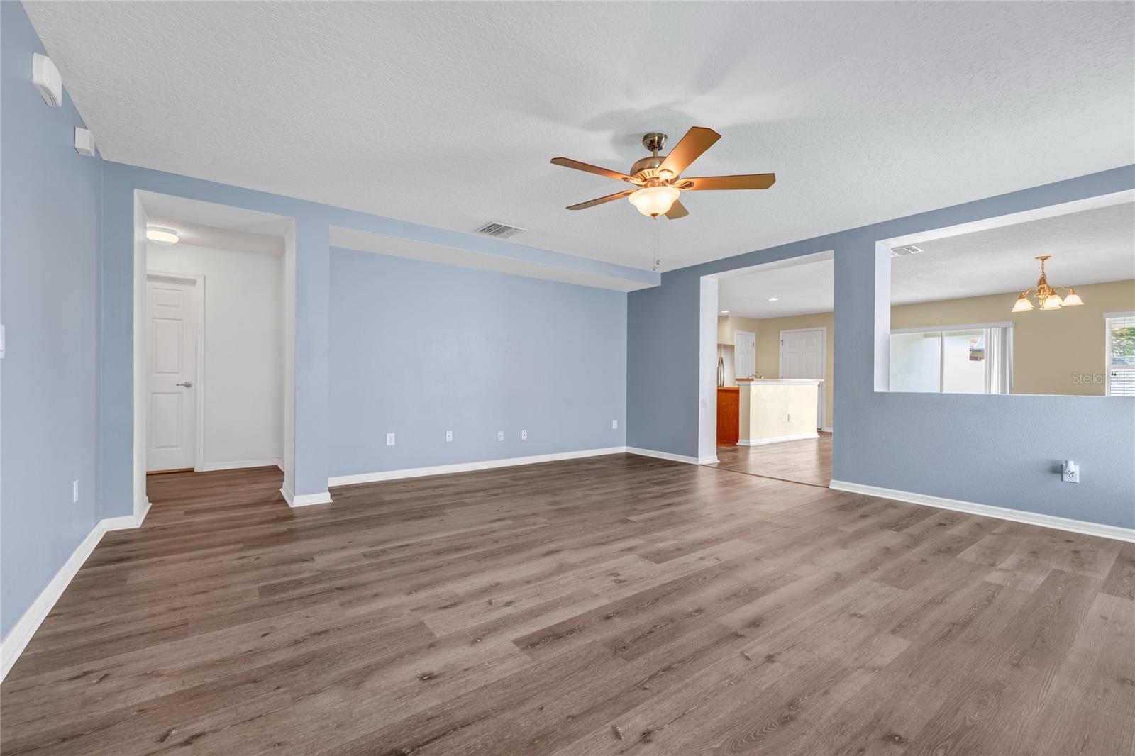 13812 Cepheus Dr Property Photo 7