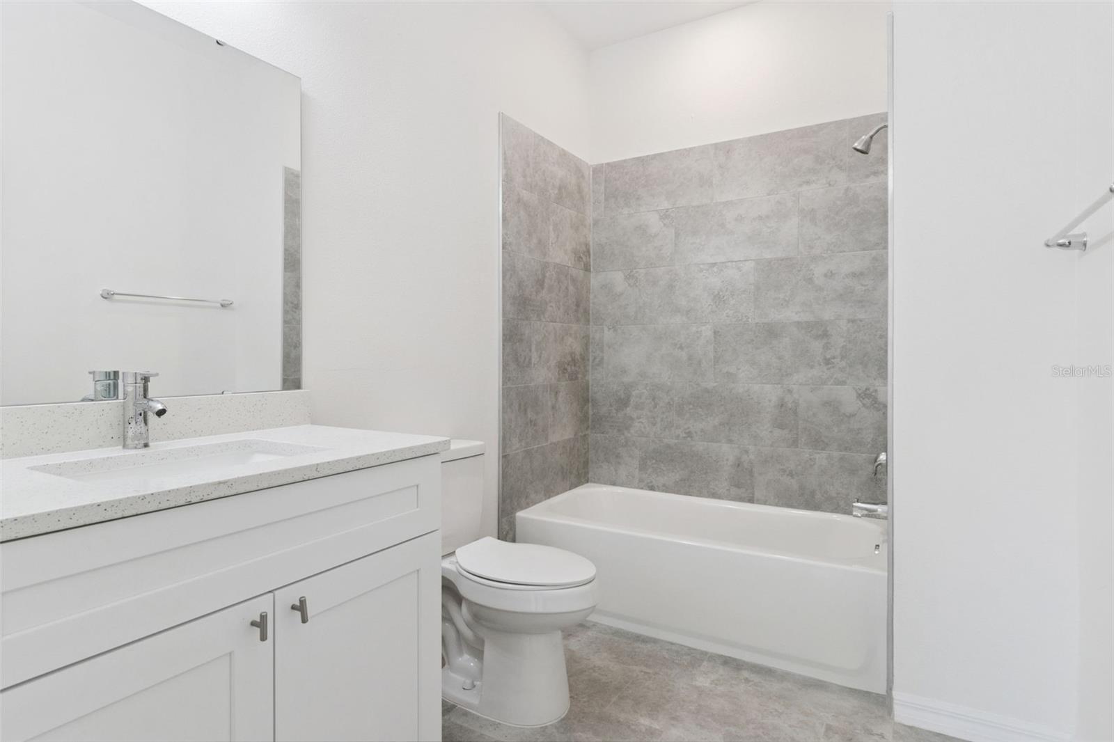 1810 Dunbar St Property Photo 13