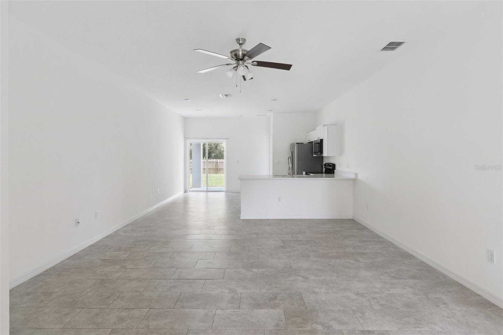 1810 Dunbar St Property Photo 19