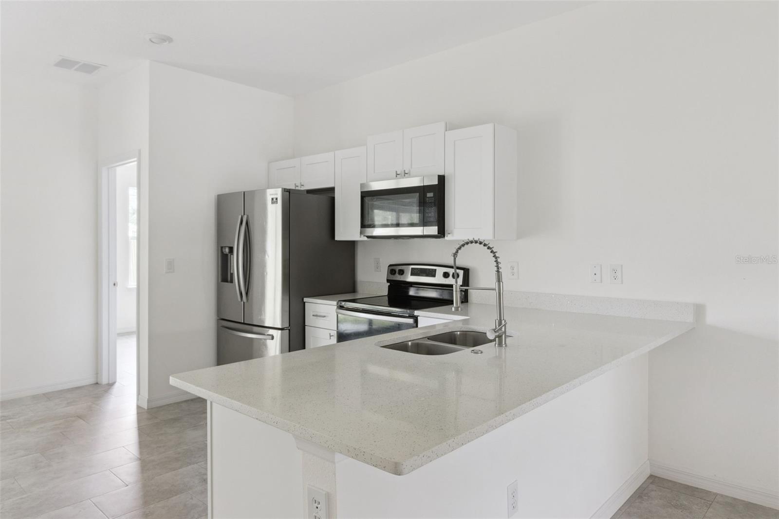 1810 Dunbar St Property Photo 21