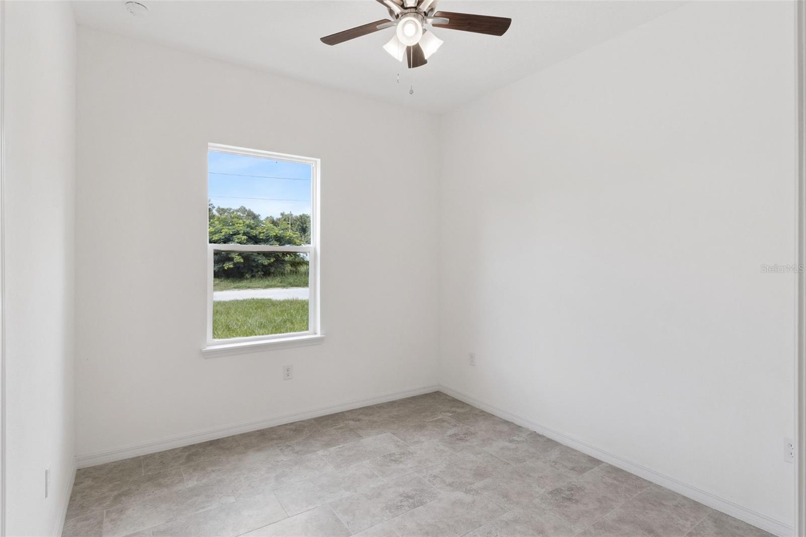 1810 Dunbar St Property Photo 26
