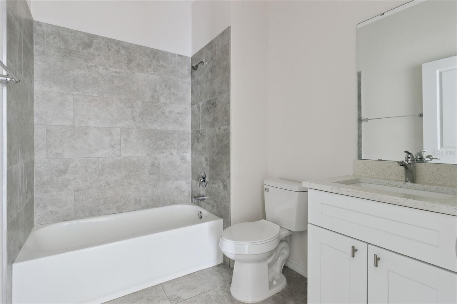1810 Dunbar St Property Photo 27