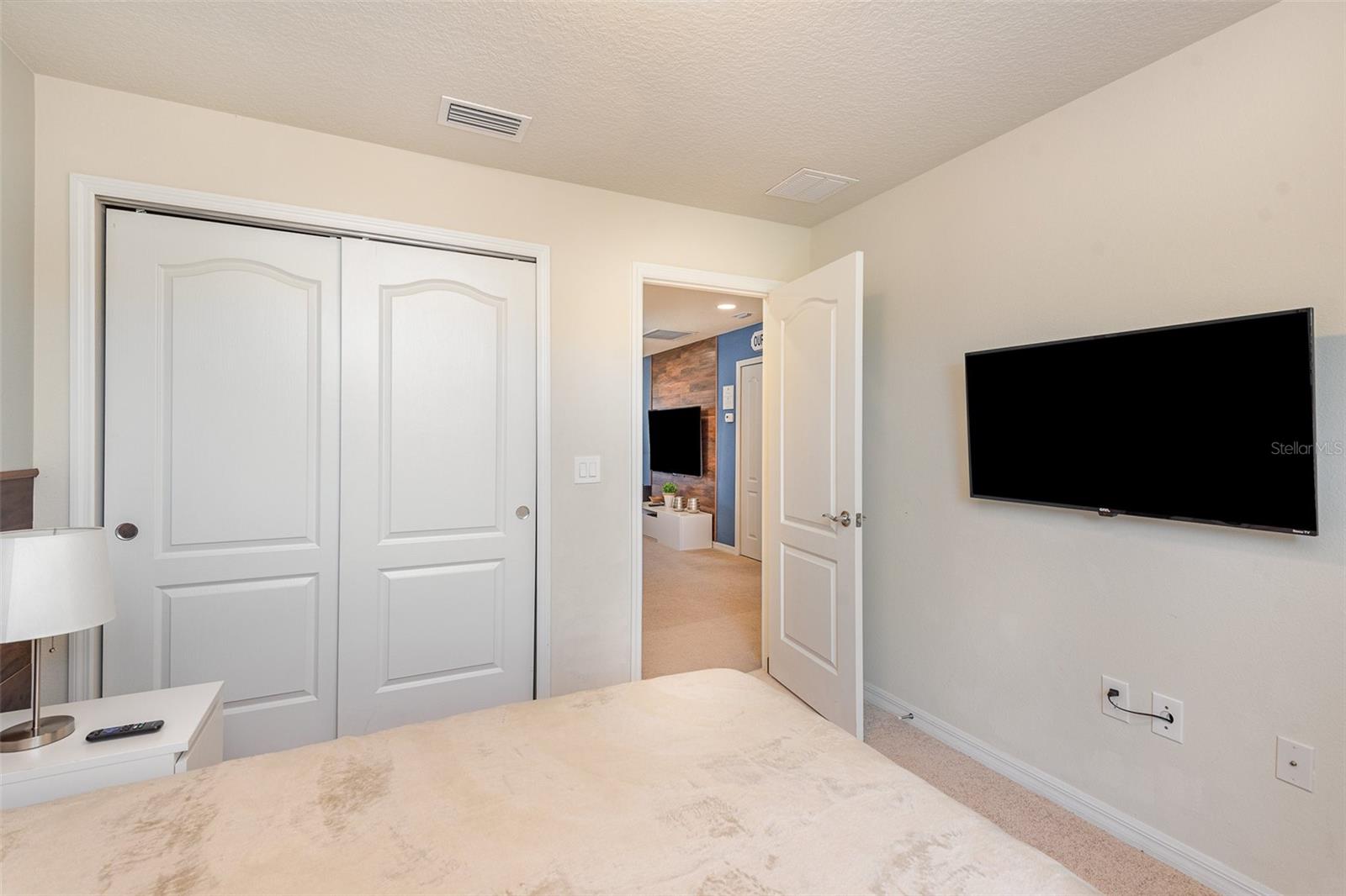 9025 Rhodes St Property Photo 26