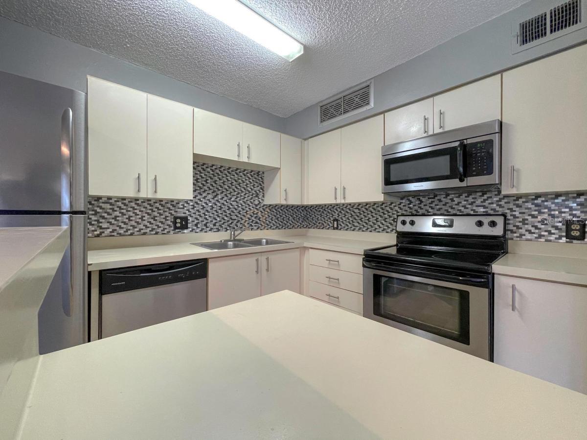 320 Forestway Cir #205 Property Photo 13