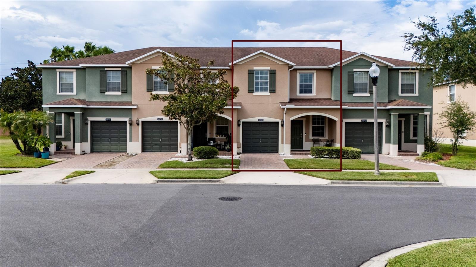 10709 Savannah Landing Cir Property Photo 1