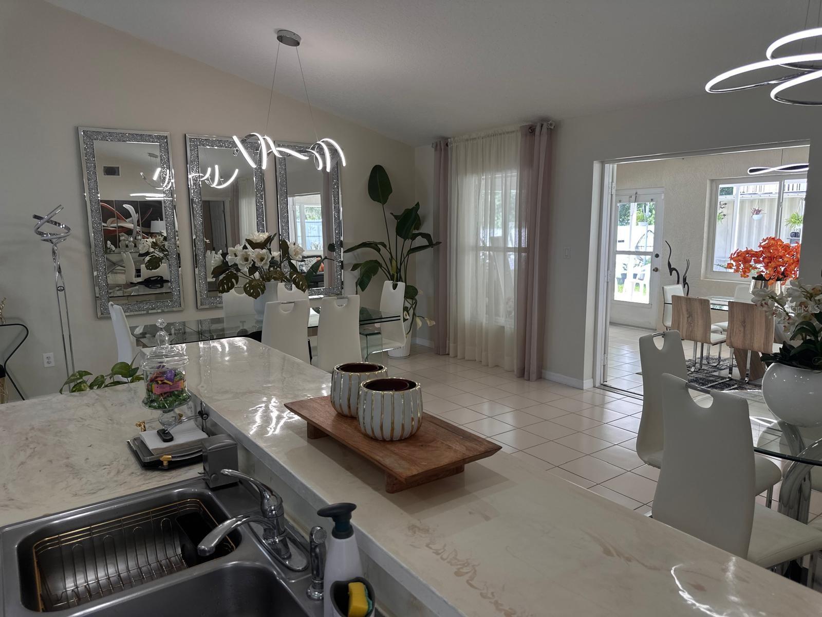 2723 Sunset Dr Property Photo 23