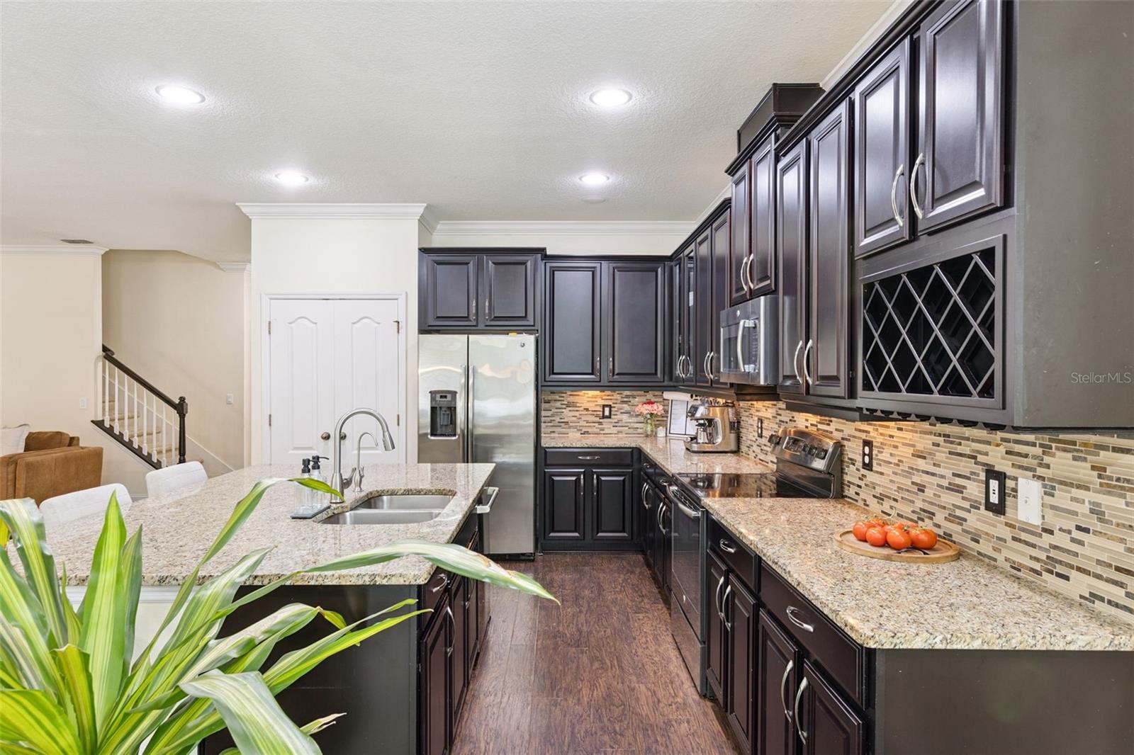 2205 Pickford Cir Property Photo 8