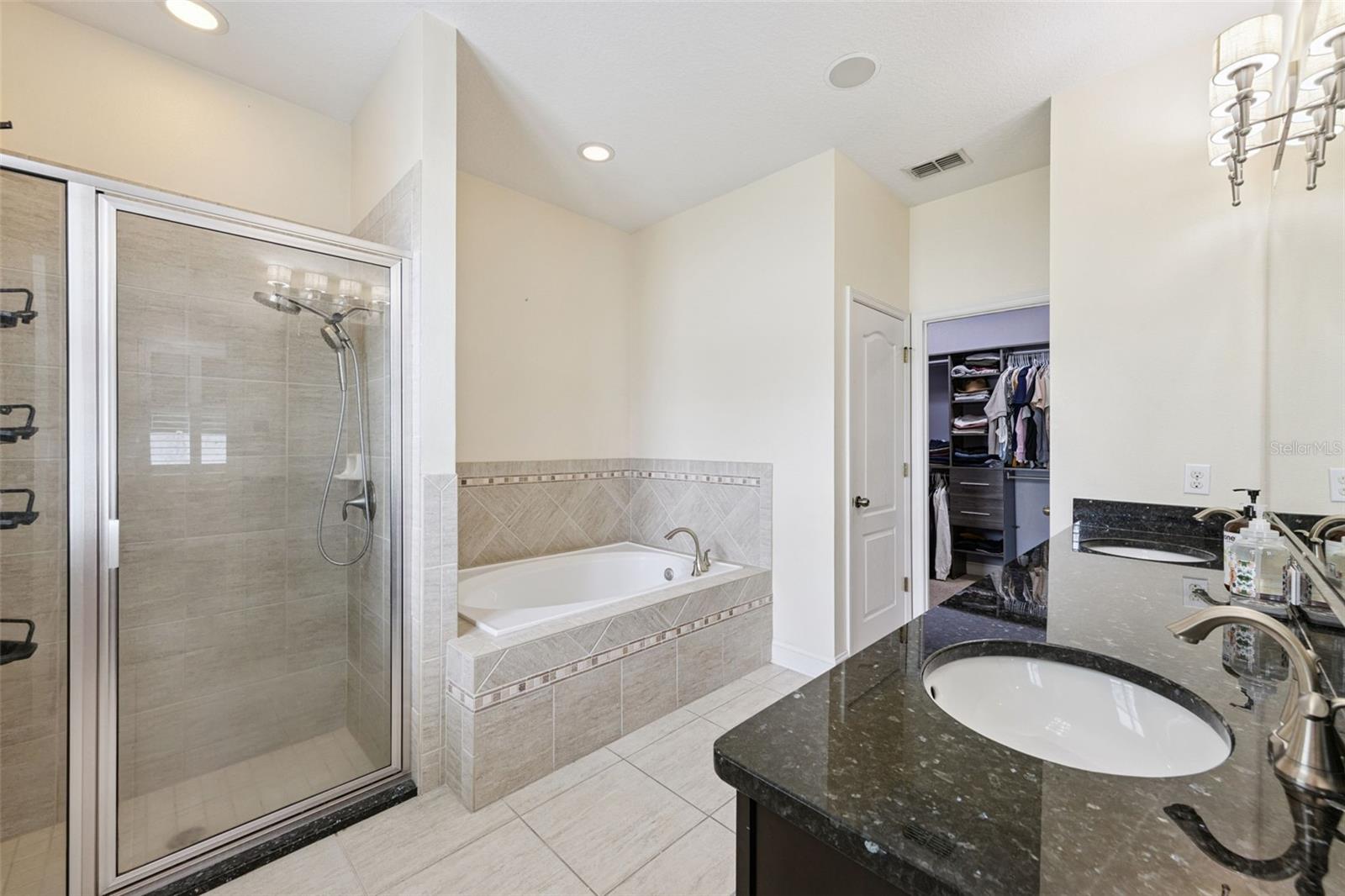 2205 Pickford Cir Property Photo 12