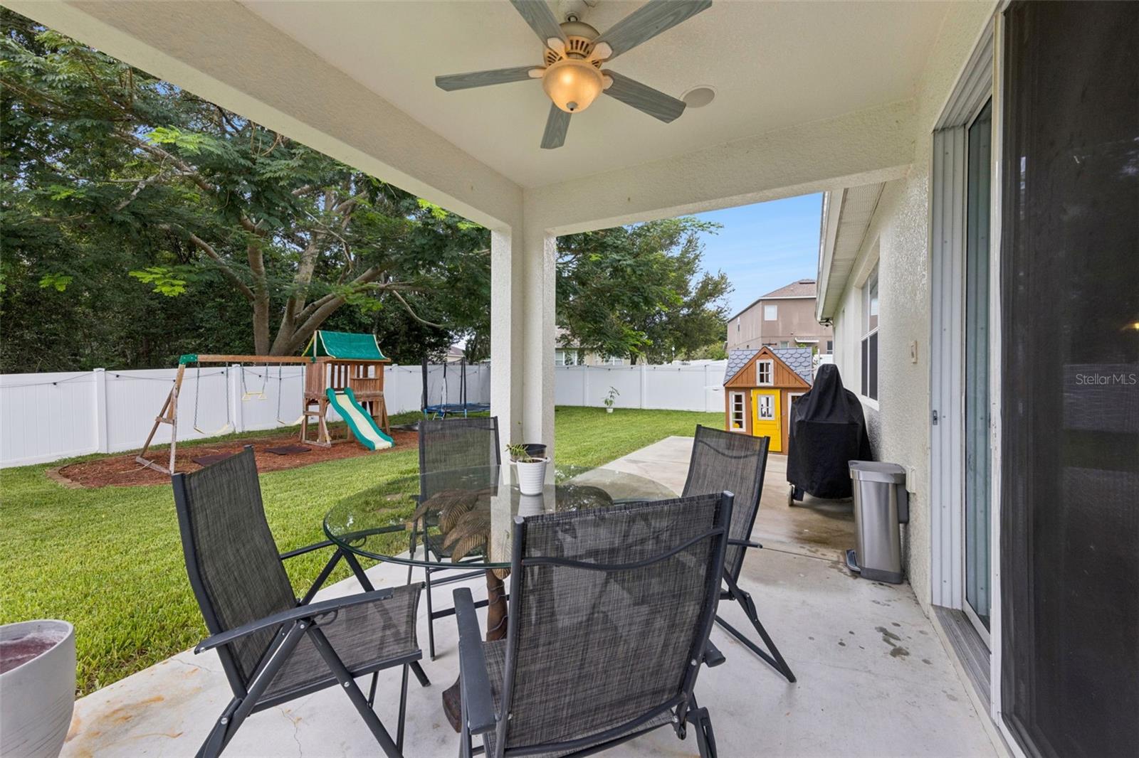 2205 Pickford Cir Property Photo 24