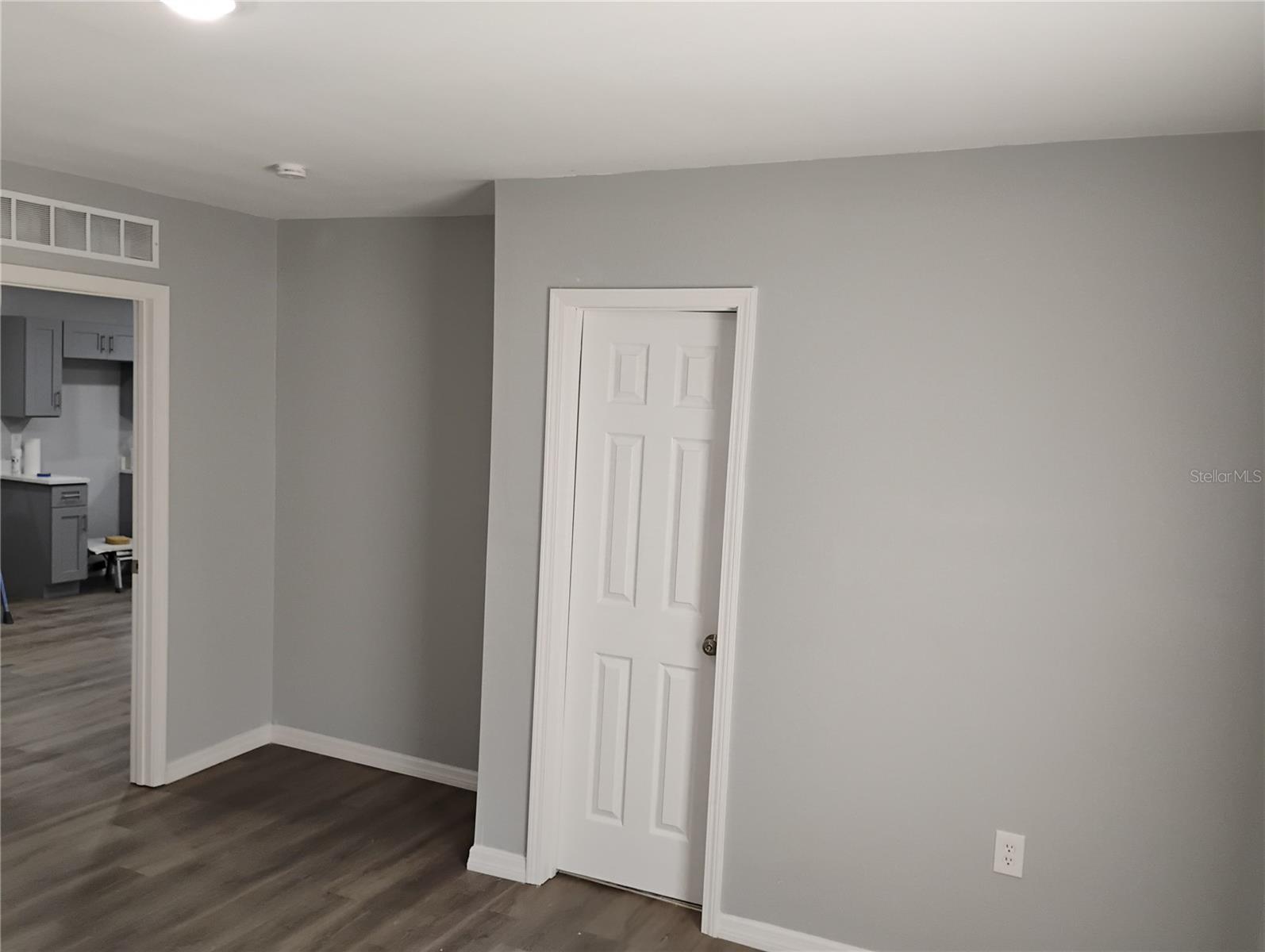765 Ne 6th Ter Property Photo 10