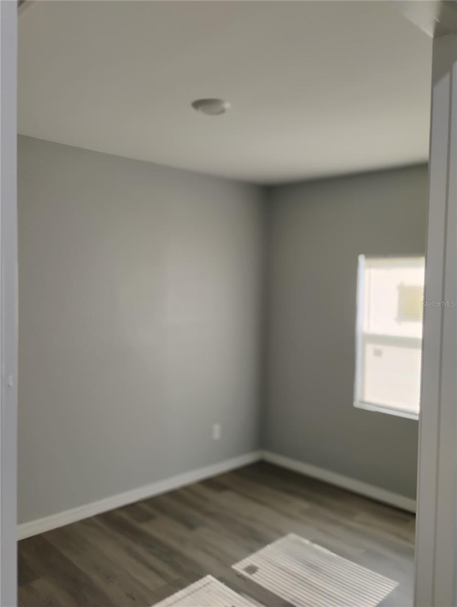 765 Ne 6th Ter Property Photo 17