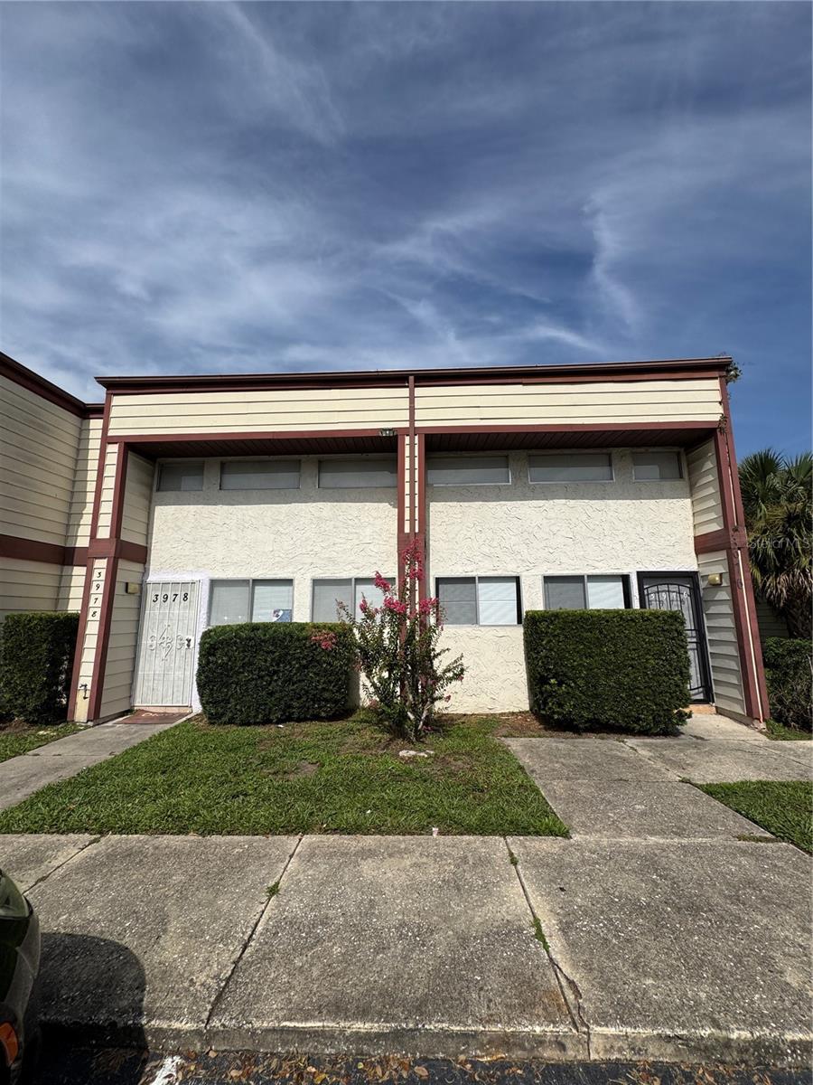 3976 Crayrich Cir #c1 Property Photo 1