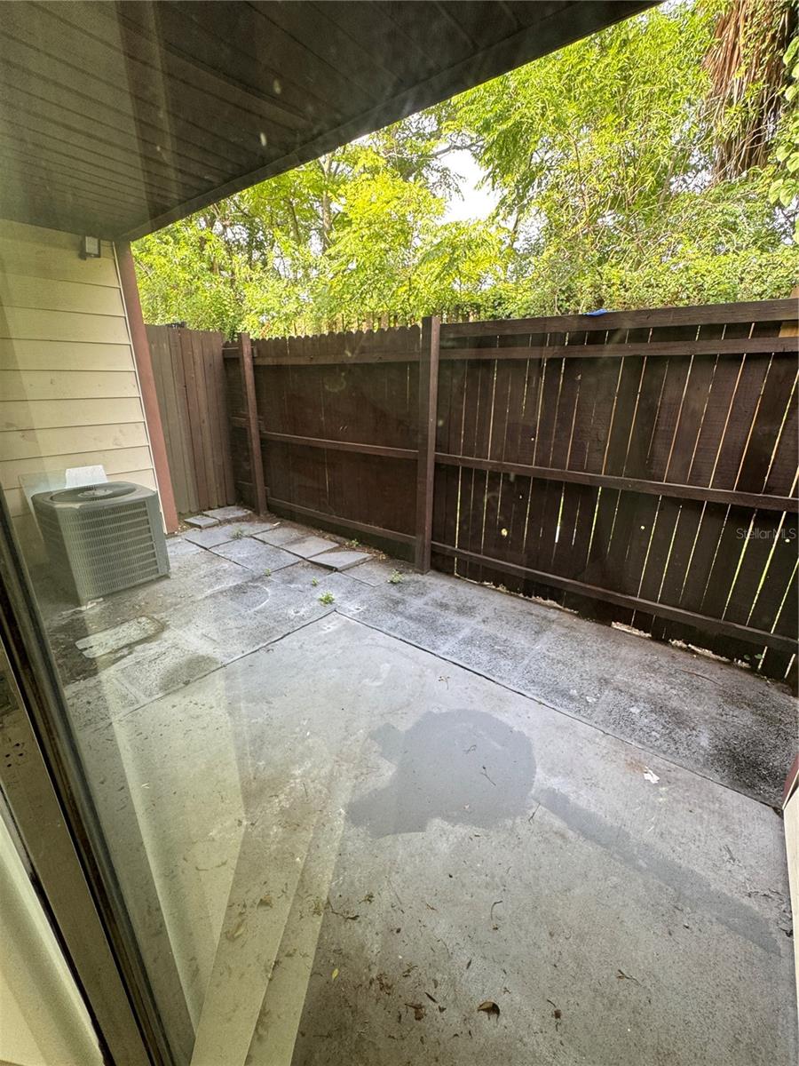 3976 Crayrich Cir #c1 Property Photo 4