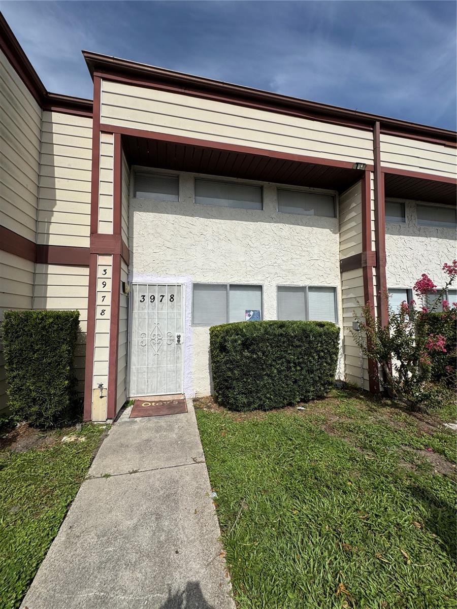 3978 Crayrich Cir #c2 Property Photo 1