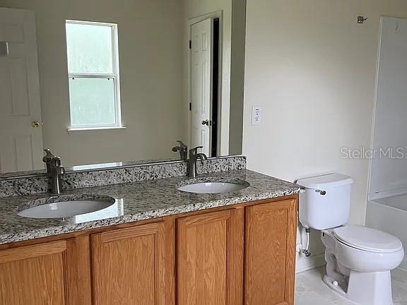 70 Rollins Ln Property Photo 8