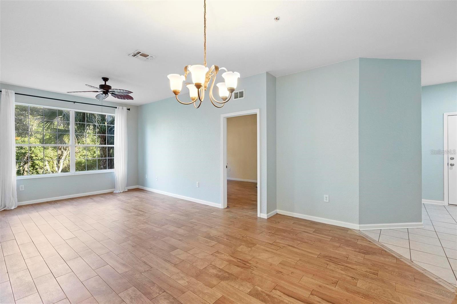 6265 Contessa Dr #210 Property Photo 8
