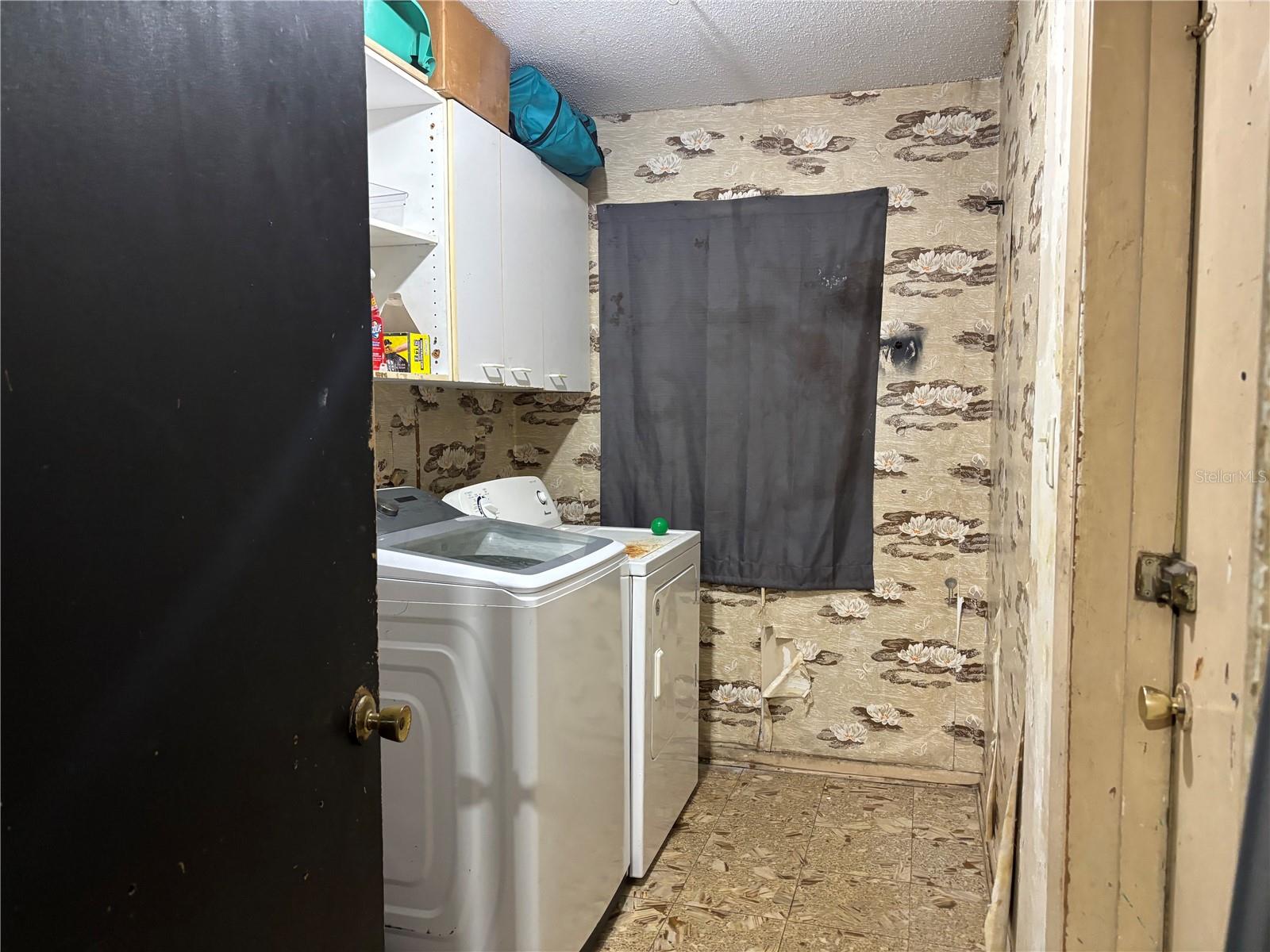 2222 Hartwell Ave Property Photo 10