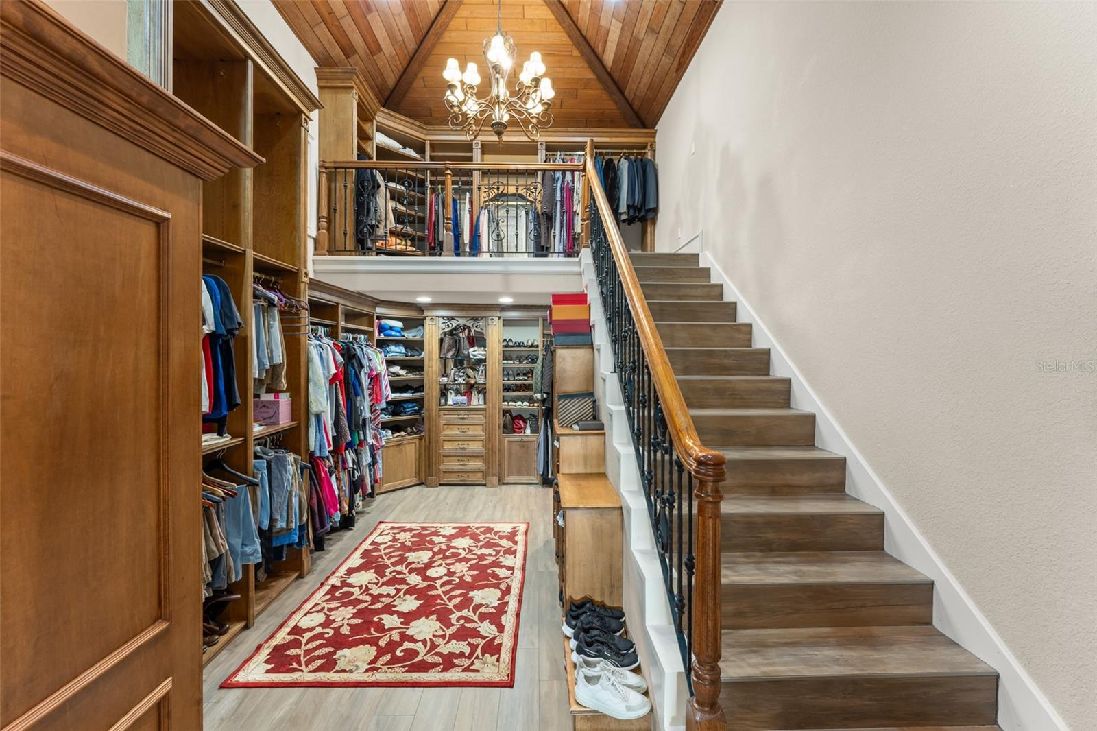 6055 Louise Cove Dr Property Photo 28