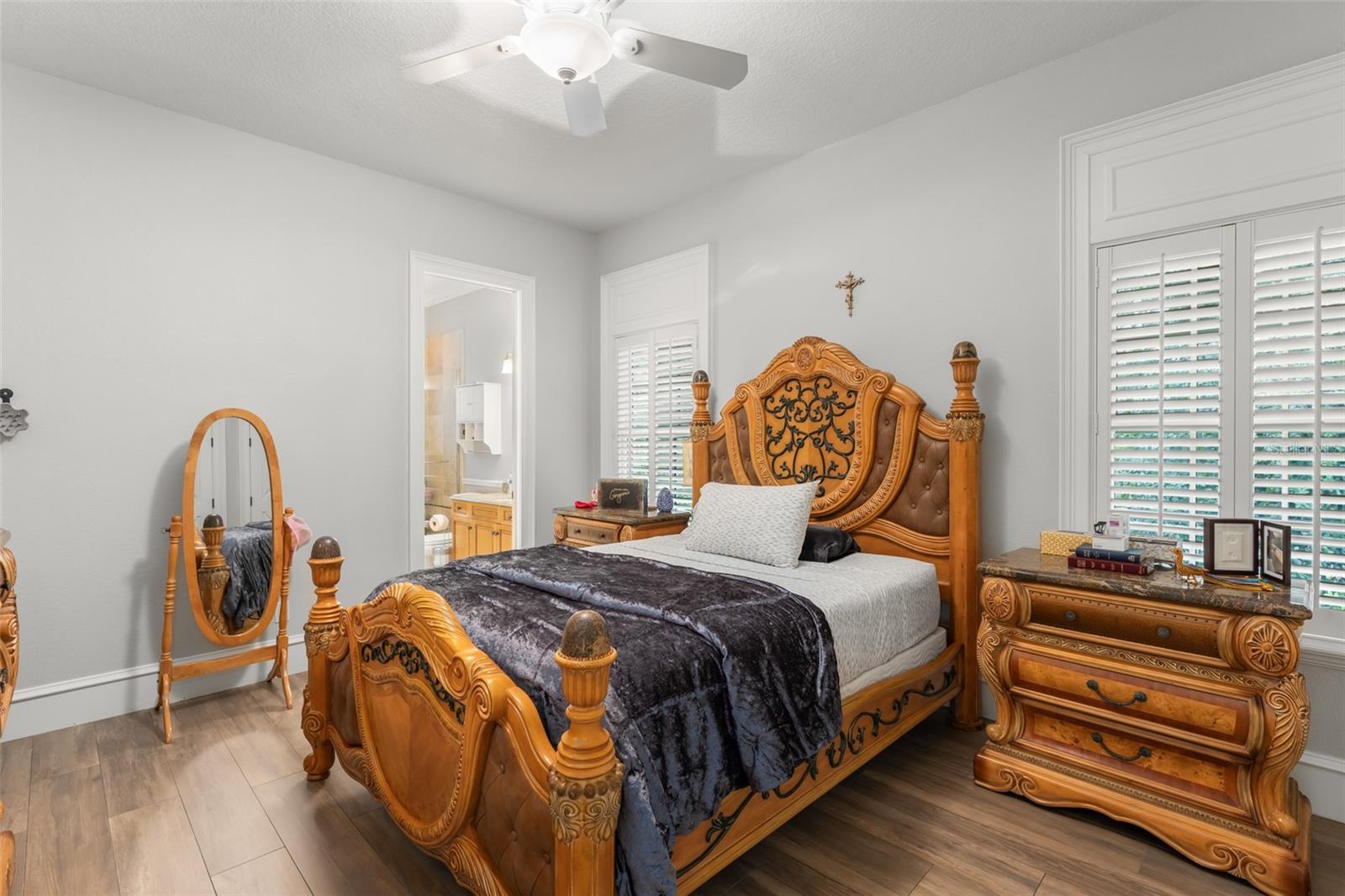 6055 Louise Cove Dr Property Photo 35