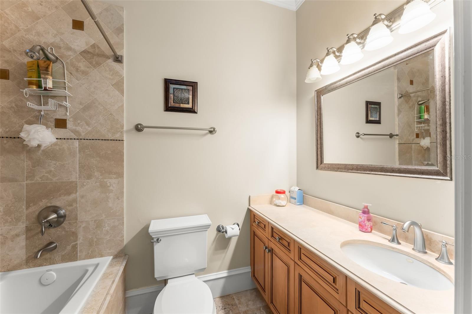 6055 Louise Cove Dr Property Photo 40